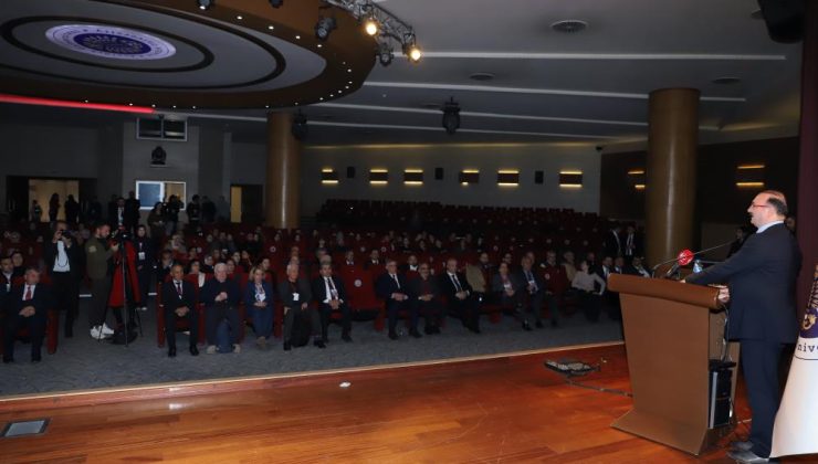Atatürk Üniversitesi’nde “21. Yüzyılın İlk Çeyreğinde Türk Tarihçiliği” çalıştayı!
