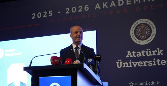 YÖK Başkanı Prof. Dr. Özvar: “Artık yaz okullarında üst sınıflardan da ders alınabilmeli”
