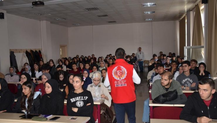 Erzurum polisinden gençlere güvenli gelecek bilgilendirmesi…