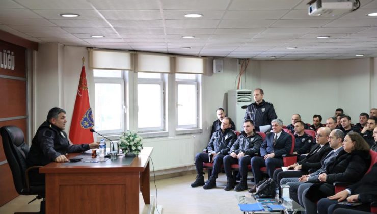 Karaburun birim amirleriyle buluştu…