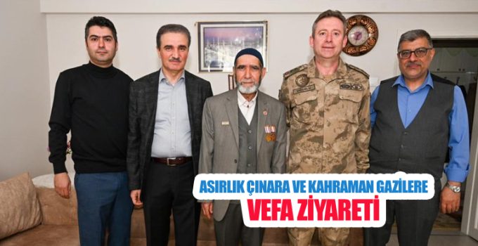 Asırlık çınara ve kahraman gazilere vefa ziyareti