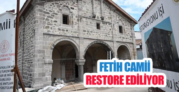 Fetih Camii restore ediliyor