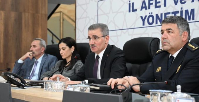 Vali Baruş’tan sahipsiz sokak hayvanları için ‘Zamanında Müdahale’ vurgusu..