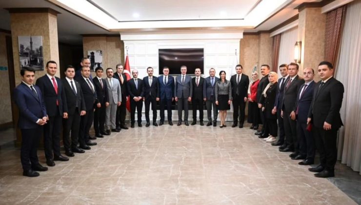 Kaymakamlara veda yemeği…