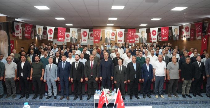 MHP Tortum İlçe Başkanlığı’nda İlhan Uzun güven tazeledi..
