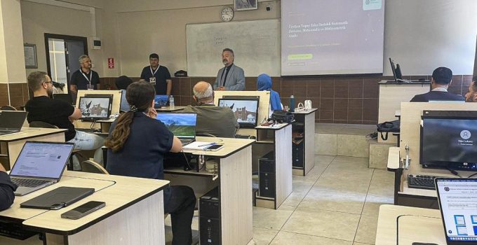 Atatürk Üniversitesinden yapay zekâ destekli bilimsel araştırmalarda öncü adım: Sistematik derleme çalıştayı büyük ilgi gördü..