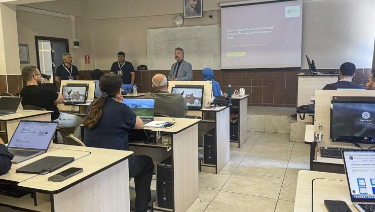 Atatürk Üniversitesinden yapay zekâ destekli bilimsel araştırmalarda öncü adım: Sistematik derleme çalıştayı büyük ilgi gördü..
