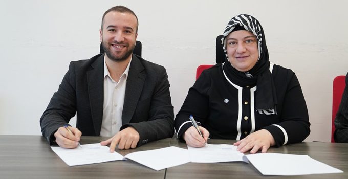 ETÜ 60+ tazelenme üniversitesi ile Habitat derneği arasında iyi niyet sözleşmesi imzalandı..