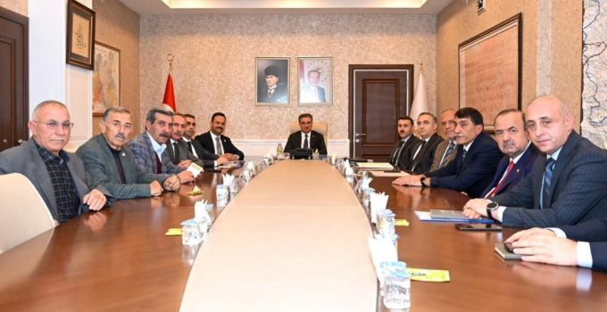Vali Aydın Baruş Başkanlığında ‘Hayvan Pazarı’ Toplantısı..