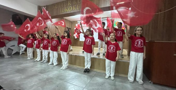 Kültür Kurumu İlkokulu’nda Cumhuriyet coşkusu..